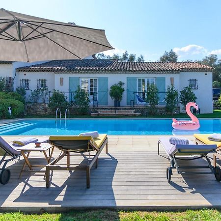 Le Mas De La Source Bed and Breakfast Mougins Exteriör bild