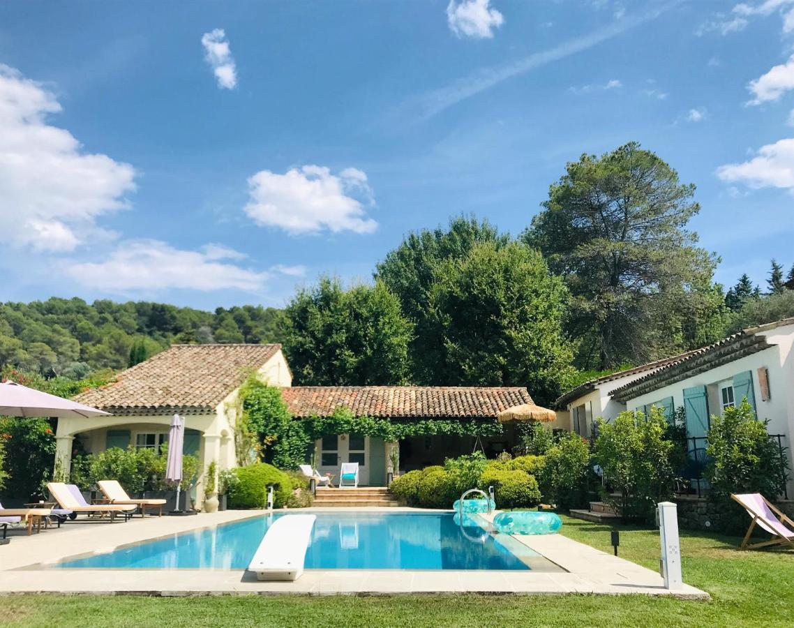 Le Mas De La Source Bed and Breakfast Mougins Exteriör bild