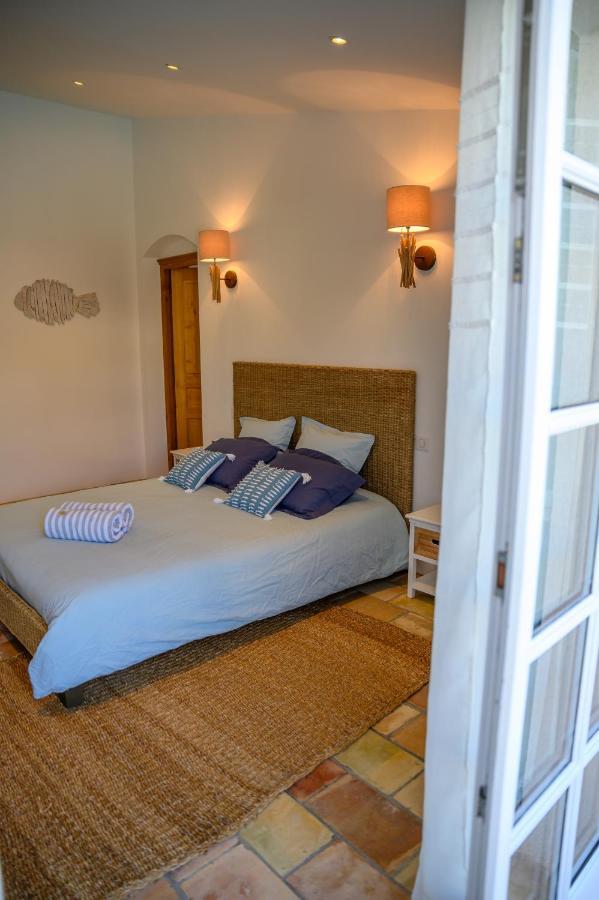 Le Mas De La Source Bed and Breakfast Mougins Exteriör bild