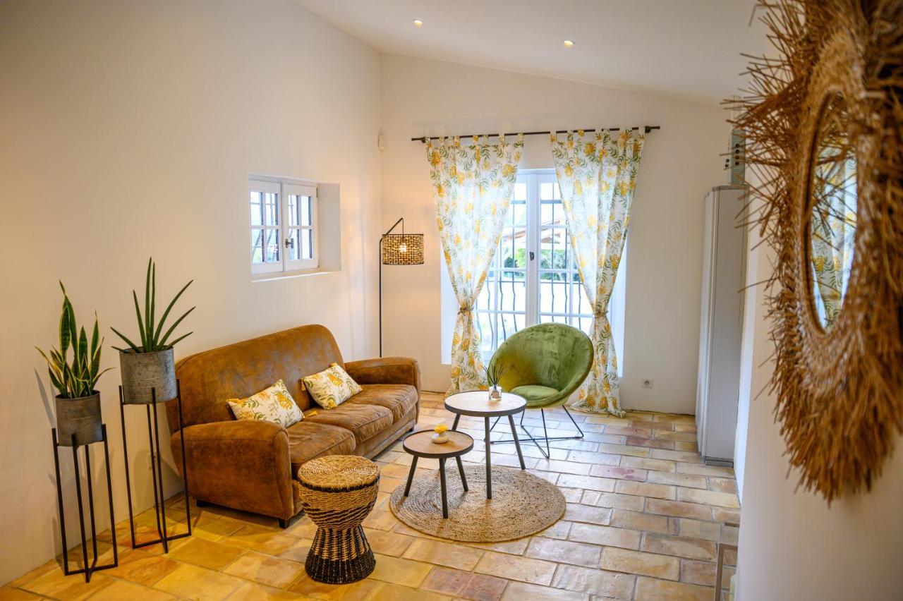 Le Mas De La Source Bed and Breakfast Mougins Exteriör bild
