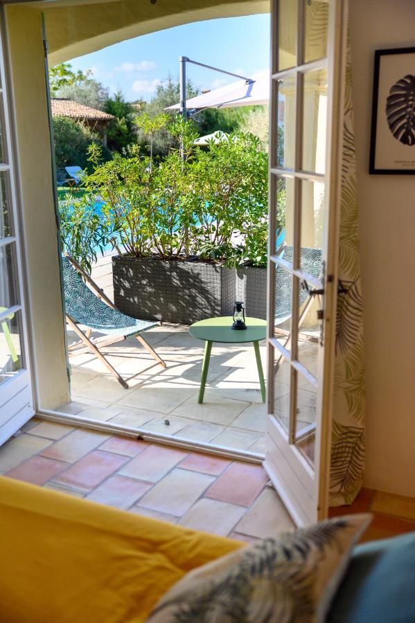 Le Mas De La Source Bed and Breakfast Mougins Exteriör bild