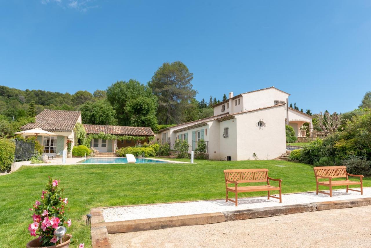 Le Mas De La Source Bed and Breakfast Mougins Exteriör bild