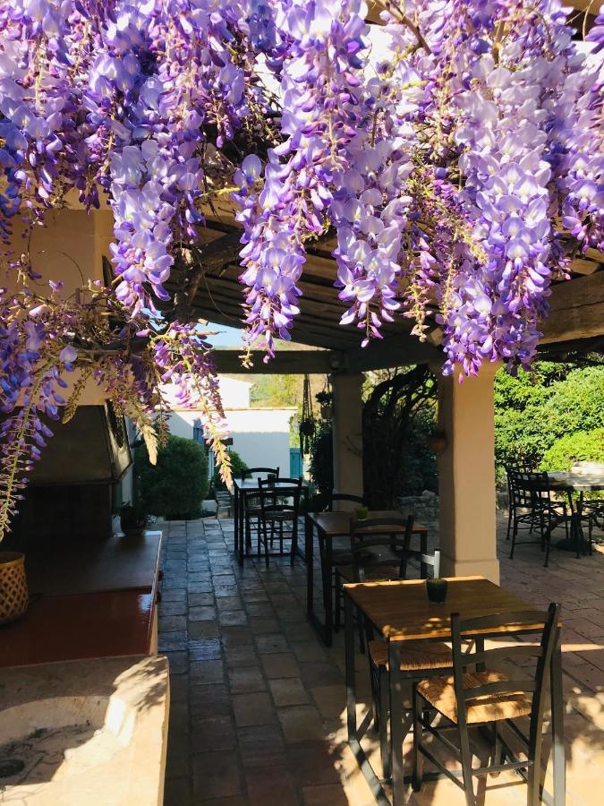Le Mas De La Source Bed and Breakfast Mougins Exteriör bild